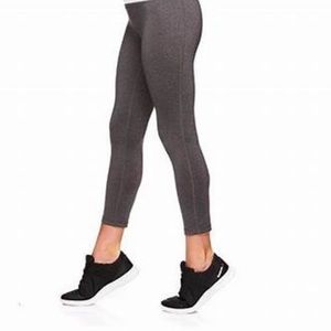 Reebok Skinny Capri NWT